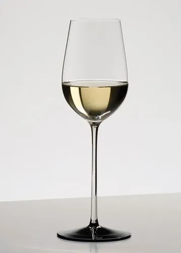 Riedel 4100/15 Sommeliers Black Tie Weinglas - Weißweinglas aus feinem Kristall mit elegantem schwarzen Sockel, ideal zur Verbesserung der Aromen von Riesling und Chianti, handgefertigt und spülmaschinenfest.