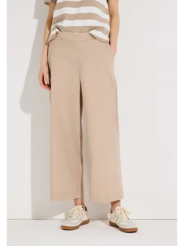 Baumwoll/Stretch Culotte von MORE & MORE - Die vielseitige Baumwoll/Stretch-Culotte von MORE & MORE bietet hohen Tragekomfort und Stil. Ideal für Sommerlooks, lässt sie sich perfekt mit Shirts oder Tuniken kombinieren.