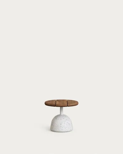 Saura Couchtisch 55 x 55 x 48 cm - Moderner Akazien-Tisch mit Terrazzo-Optik - Tische: Stilvoller Couchtisch aus Akazie mit elegantem Walnussfinish und stabiler Terrazzo-Oberfläche, ideal für moderne Wohnräume.