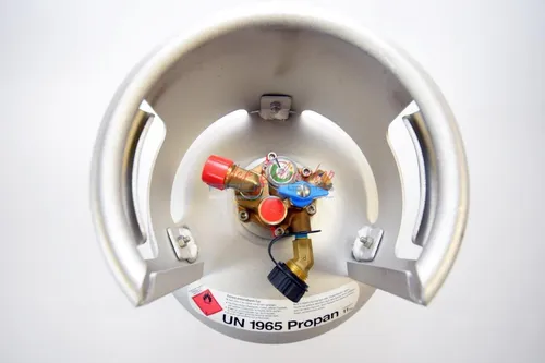 Wiederbefüllbare Alugas Gasflasche 11 KG - Sonstiger Camping-Küchenbedarf, leichtes Aluminium-Material und ideal für nachhaltiges Camping mit 11 KG Füllgewicht.