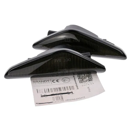 SEITEN BLINKER OEM STYLE LED Schwarz für BMW X5 E70 und X3 F25 - LED Blinkleuchten im OEM-Design für BMW X5 E70 (06-14) und X3 F25. Mit CAN-Bus-Technologie für einfache Installation und TÜV-freier Straßenzulassung. Ideal für stilvolle und sichere Fahrzeugbeleuchtung.