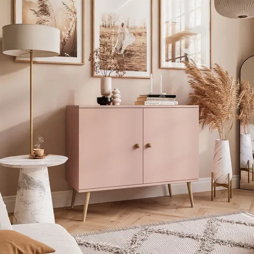 Zweitürige Kommode HARMONY in Natürlich Rosa - Skandinavische Kommode mit eleganten Schnurgriffen, hoher Funktionalität und robustem Design. Ideal zur Aufbewahrung und als stilvolles Möbelstück für jeden Raum.