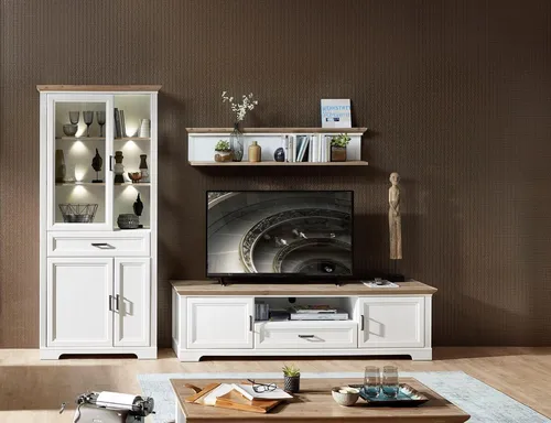 Wohnwand Anbauwand 4 Jasmin Landhaus mit LED - TV-Möbel & Schrankwände, stilvolle Kombination aus Weiß und Artisan Eiche, inklusive praktischer Beleuchtung und Softclose-Funktion für ein elegantes Wohnambiente.