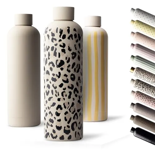 MAMEIDO Thermosflasche 750 ml – Auslaufsichere Edelstahl-Trinkflasche mit stilvollem Design - Entdecke die MAMEIDO Thermosflasche 750 ml! Diese elegante Edelstahlflasche hält Getränke bis zu 12 Stunden heiß und 24 Stunden kalt. Perfekt für Sport, Büro oder Reisen – ein stilvolles und praktisches Accessoire für jeden Tag.