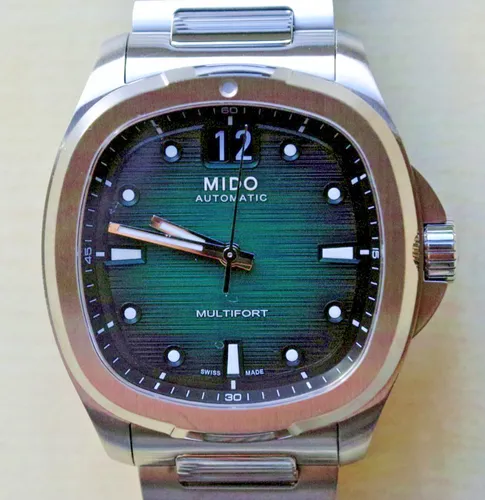 MIDO Multifort TV Big Date M0495261108100 Herren Automatikuhr - Armbanduhren für Herren mit 80h Gangreserve und edlem Edelstahlgehäuse, perfekt für stilbewusste Männer.