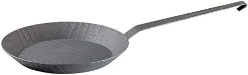 Tornwald-Schmiede Eisenpfannen: Kaltgeschmiedete Bratpfanne mit Rauten-Prägung, Ø 24 cm, 2,9 cm hoch (Kaltgeschmiedete Pfanne, Backofen Pfanne, Grillplatten)
