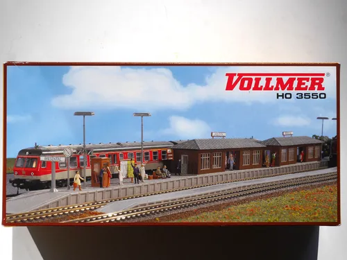 Vollmer 43550 H0 Bausatz Bahnsteig Wiesental mit Wartehallen - Modelleisenbahnen-Zubehör, detailgetreuer Bausatz im Maßstab 1:87 für eine authentische Gestaltung Ihrer Modelllandschaft.