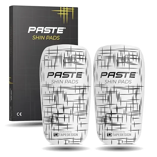 PASTE® Schienbeinschoner Fußball – Extra leicht und individuell anpassbar - Schienbeinschoner für Fußball, nur 30g schwer und ultra-dünn mit 3 mm Stärke. Ideal für Herren, Damen & Kinder, bieten sie perfekten Komfort und Schutz durch individuelle Anpassung.