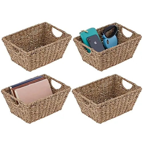 mDesign Seegraskorb 4er-Set mit Griffen – Stilvolle Aufbewahrungskörbe für jeden Raum - Praktisches 4er-Set aus Seegras für die stilvolle Aufbewahrung von Haushaltsartikeln. Mit seitlichen Griffen für einfachen Transport und aus robustem Material für eine langlebige Nutzung.