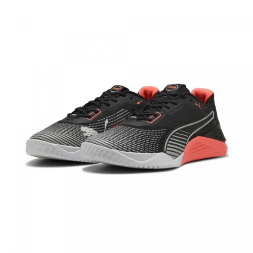 PUMA Fuse 4.0 Sneakers für Erwachsene, Gr. 42, schwarz - Fitness Schuhe mit PUMAGRIP für optimale Traktion und FUSEFLEX Rillen für Bewegungsfreiheit. Ideal für intensives Training und maximale Stabilität.