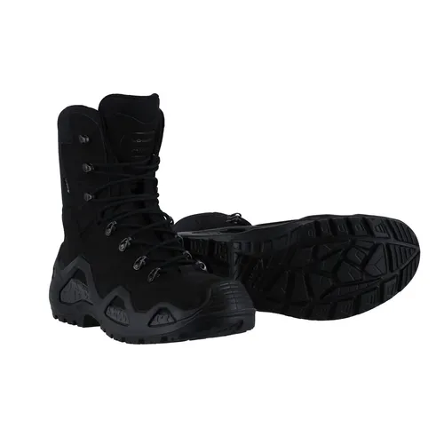 Lowa Military-Stiefel Z-8N C GTX - Wasserdicht und Robust - Wanderschuhe mit optimaler Stabilität und Unterstützung, ideal für anspruchsvolles Gelände. Der leichte, wasserdichte Z-8N GTX bietet rutschhemmende Eigenschaften und ist perfekt für Märsche mit Gepäck.