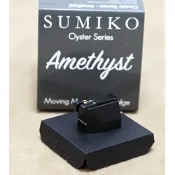 Sumiko Amethyst MM-Tonabnehmersystem - Zubehör für Plattenspieler mit Line Contact-Nadelschliff für präzise Klangwiedergabe und mühelose Dynamik. Handgefertigt in Japan für höchste Qualität und Leistung.