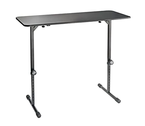 K&M 12160 DJ Table - Professioneller DJ-Tisch - DJ-Zubehör mit transportfreundlichem Design, höhenverstellbar von 605 bis 1055 mm und stabilisierenden Ausgleichsparkettschonern für wackelfreien Stand.