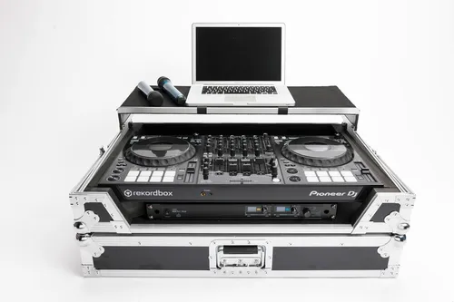 Magma Multi-Format Workstation XXL Plus 19 - Robuster DJ-Koffer - DJ & VJ Mischpulte Taschen & Koffer, extrem stabile Konstruktion aus 9 mm laminiertem Sperrholz für optimalen Schutz Ihrer DJ-Equipment.