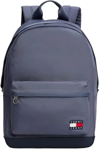 Tommy Jeans TJM ESS DAILY DOME BACKPACK - Sportlicher Freizeitrucksack mit verstellbaren, wattierten Schultergurten und robustem Reißverschluss, ideal für Reisen und den Alltag.