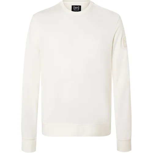 Super.Natural M Solution BIO Crew Sweater fresh white XL - Der M Solution BIO Crew Sweater von Super.Natural vereint Stil und Nachhaltigkeit. Ideal für Freizeit und Alltag, bietet er Tragekomfort mit biologisch abbaubarem Material und ohne Mikroplastik. Perfekt für modebewusste Herren.