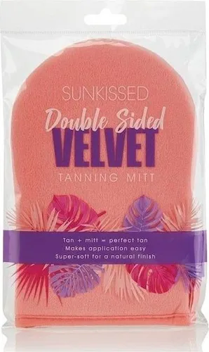 Sunkissed Double Sided Velvet Tanning Mitt - Doppelseitiger Anwendungshandschuh für eine streifenfreie Selbstbräunung. Schützt die Hände und sorgt für ein gleichmäßiges Ergebnis. Umweltfreundlich verpackt – die nachhaltige Wahl für Ihre Hautpflege.
