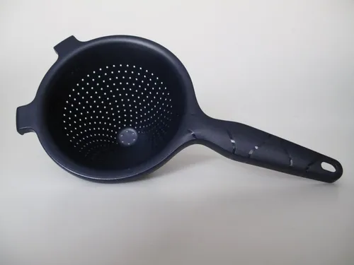 Tupperware Spitzsieb Küchenhelfer 500ml von Tupperware