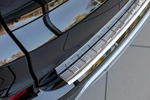 tuning-art Ladekantenschutz L199 Edelstahl für Honda CR-V 4 (2015-2018) - Der passgenaue Ladekantenschutz schützt effektiv die Ladefläche vor Kratzern. Mit hochwertiger, fein gebürsteter Edelstahl-Oberfläche und einfacher Montage dank 3M Spezialklebeband – ideal für den täglichen Einsatz!
