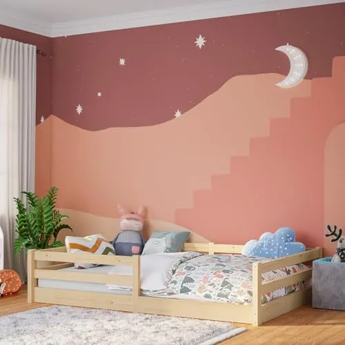 Bellabino Kinderbett Iskri mit Rausfallschutz - Montessori-inspiriertes Bodenbett für selbstständige Kinder, mit integriertem Lattenrost und stabiler Kiefernholz-Konstruktion – perfekt für einen sicheren und komfortablen Schlafplatz.