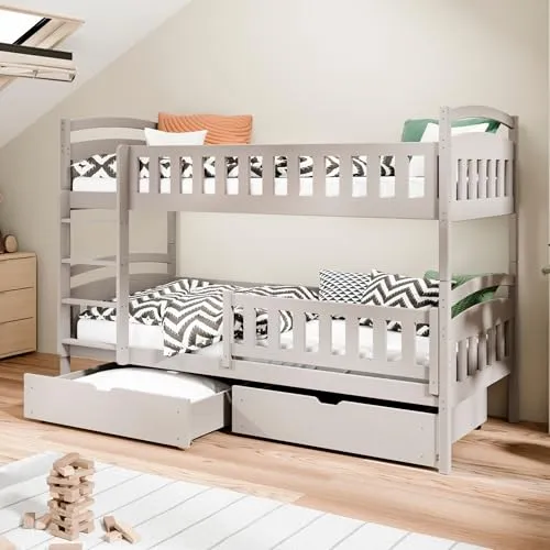 Hochbett 90x200 cm mit Rausfallschutz und Schubladen - Betten: Massives Hochbett aus FSC Kiefernholz, umbaubar in zwei Einzelbetten, inkl. Rausfallschutz und zwei praktischen Schubladen für optimalen Stauraum.