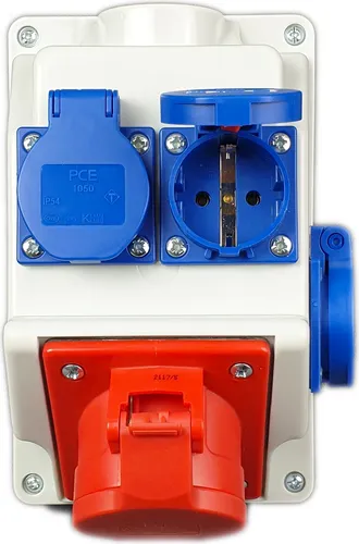 RoadEu Steckdosenverteiler 16A - CEE Steckdose mit 3x Schuko 230V - Steckdosen & Zubehör - Hochwertiger Baustromverteiler IP44 für Innen- und Außeneinsatz, sicher und zuverlässig mit europäischen Komponenten.