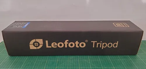 Leofoto Manba LV-284C BV-5 Carbon Fiber Tripod Stativ - Leichtes Carbon-Stativ mit hoher Stabilität, ideal für Fotografen, die maximale Mobilität und Unterstützung benötigen.