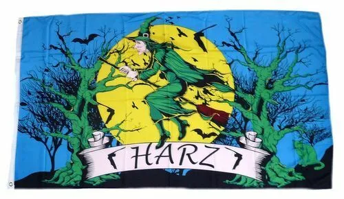 Flagge / Fahne Harz Hexe Hissflagge 90 x 150 cm in grün von FahnenMax®