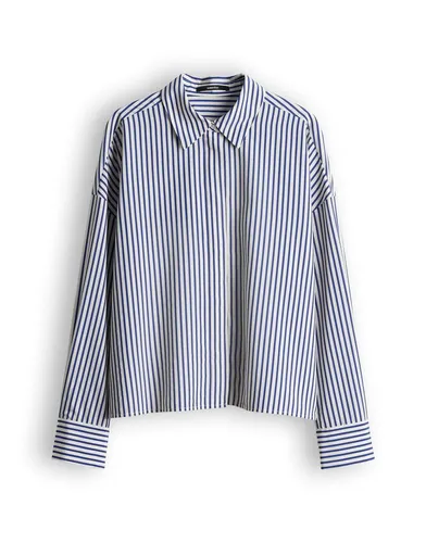 someday Damen Langarmbluse ZVENJA - Stylische Streifenbluse in Electric Blue, Größe 38 - Die someday Hemdbluse ZVENJA vereint modernes Design und hohen Tragekomfort. Ideal für Büro und Freizeit, gefertigt aus hochwertigem ECOVERO™ Viskosemix für ein angenehmes Tragegefühl und vielseitige Kombinationsmöglichkeiten.