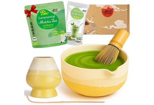 Matcha Tee Set BIO Matcha | Teeschale, Matchabesen + Halter - 4-teiliges Matcha Set für die Zubereitung köstlicher Heißgetränke. Handbemalte Teeschale mit Ausgießer, praktischem Matchabesen und Halter. Spülmaschinenfest und mikrowellengeeignet.