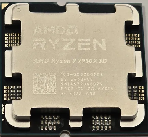 AMD Ryzen 7950X3D Tray AM5 - 16-Core Prozessor - Leistungsstarker 16-Core Prozessor mit 4.20 GHz, ideal für Gaming und kreative Anwendungen, bietet erstklassige Performance für anspruchsvolle Nutzer.