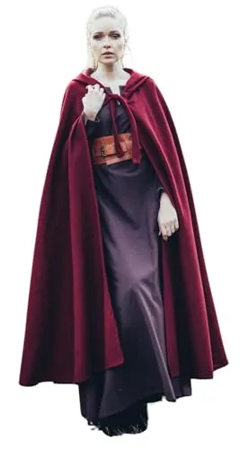 Umhänge für Kostüme von Leonardo Carbone