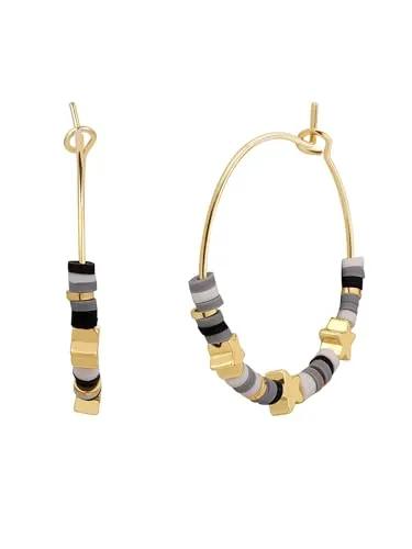 Yokoamii Damen Creolen aus Messing gelbvergoldet 14 Karat mit Heishi Perlen weiß grau schwarz