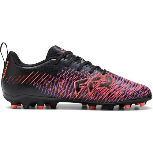Puma Future 8 Play Mg Fußballschuhe Schwarz EU 34 1/2 - Fußballschuhe für junge Spieler, leichtes Obermaterial und mehrstollige TPU-Außensohle für optimale Wendigkeit auf Kunstrasen und harten Böden.