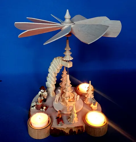 Teelicht Pyramide 25cm geschnitzt Waldmotiv - Handarbeit Erzgebirge Schnitzerei