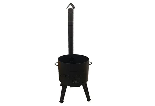 Olymp Handels GmbH Feuerstelle Utschak für Kasan 10 L - Kompakter Stahlofen mit Schornstein - Aschesauger und Outdoor-Kochen in einem: Der Utschak für Kasan 10 L bietet sicheres Kochen mit abnehmbarem Schornstein und hitzebeständiger Beschichtung für langlebigen Einsatz.