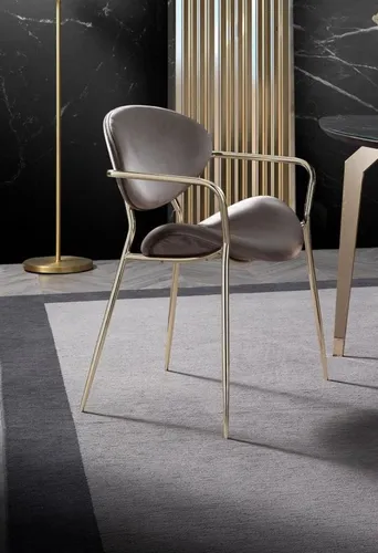 Beige Designstuhl für Wohnzimmer und Esszimmer – Moderner Polsterstuhl aus Holz - Eleganter Esszimmerstuhl in Beige, ohne Armlehnen, mit robustem Edelstahlgestell. Ideal für stilvolle Räume, bequem mit einer Sitzhöhe von 42 cm und pflegeleichtem Polyesterbezug.