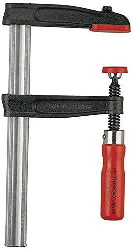 Schraubzwinge Temp.Guss 600x120mm FORMAT - Hochwertige Temperguss-Schraubzwinge mit 600 mm Spannweite, ideal für präzises Halten von Werkstücken. Ausgestattet mit Kunststoffschutzkappen für schonendes Spannen und hoher Spannkraft bis zu 5,5 kN.