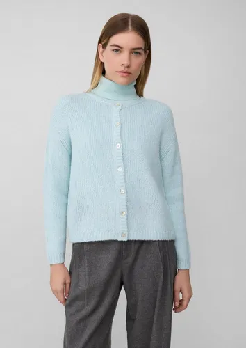 s.Oliver Cardigan aus Alpakamix – Weich und Elastisch - Eleganter Cardigan im Regular Fit aus hochwertigem Alpakamix. Mit wärmendem Strickmuster und Rundhalsausschnitt ideal für den Alltag.
