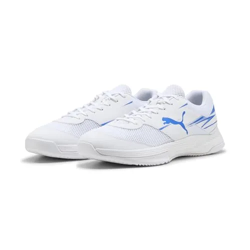 PUMA VARION II Sportschuh - Vielseitiger und atmungsaktiver Hallenschuh für Handball und Fitness. Ideal gedämpft, bietet er Komfort und Stabilität für dein Training. Farbe: PUMA White-Ultra Blue.