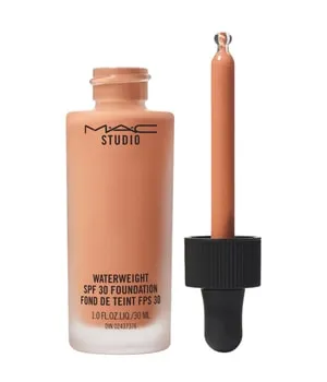 MAC Studio Waterweight Liquid Foundation NC50 - Hochwertige, langanhaltende Flüssigfoundation mit Vitamin E und SPF 30 für einen strahlenden Teint. Ideal für alle Hauttypen.