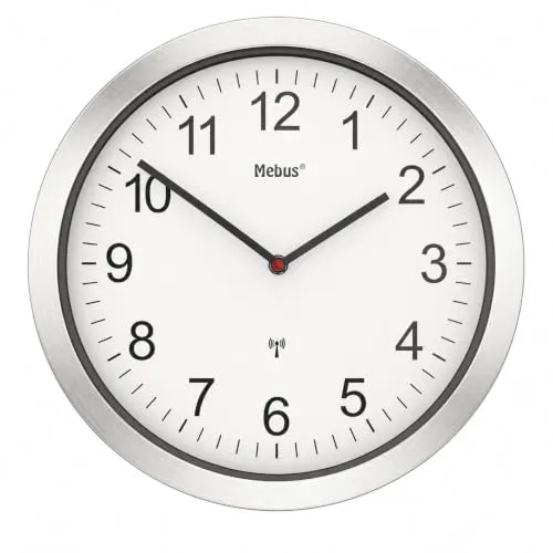 Funkuhr Weiß aus Metall – Elegante Wanddekoration in weiß von Mebus
