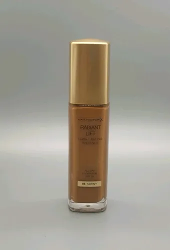 Max Factor: Radiant Lift Long Lasting Radiance Foundation -SPF30- 95 Tawny- 30ml