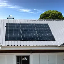 Balkonkraftwerk Komplettset mit Hoymiles HiBattery 1920 - Effizientes Balkonkraftwerk mit bifazialen Solarmodulen (1350 W) und einem robusten Hoymiles Wechselrichter. Ideal für nachhaltige Energiegewinnung, wetterfest und einfach zu installieren.
