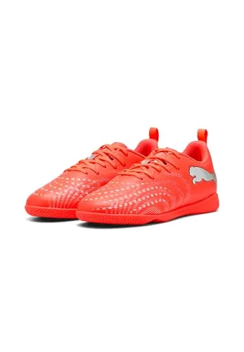 PUMA FUTURE 9 PLAY IT Jr Fußballschuhe - GLOWING RED-PUMA WHITE - Größe 32 - Die PUMA FUTURE 9 PLAY IT JR Fußballschuhe bieten jungen Spielern optimalen Halt und Ballkontrolle auf Hallenböden. Mit abriebfester Laufsohle für schnelle Bewegungen sind sie ideal für kreative Spielmacher zwischen 8 und 16 Jahren.