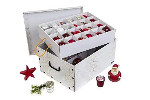 Kreher XL Deko Karton für Weihnachtskugeln - Praktischer XXL Deko Karton für ca. 40 Weihnachtskugeln im stilvollen Retro Weiß/Gold Design. Robuste Pappe mit Kunststoffgriffen sorgt für einfachen Transport und stilvolle Aufbewahrung.