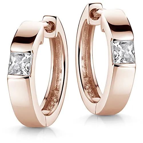 Materia Rosegold Ohrringe Damen Creolen 925 Silber Zirkonia - Edle 925 Silber Creolen in Roségold mit funkelndem Zirkonia, perfekt für jeden Anlass. Leichtes Anlegen dank Schnappverschluss und stilvolles Design machen sie zu einem idealen Geschenk.