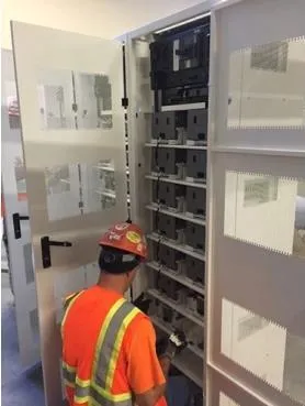 APC Scheduled Assembly Service 5X8 - Vor-Ort Installation - Professioneller Vor-Ort Installationsservice für APC USV-Systeme, verfügbar 8 Stunden am Tag, 5 Tage die Woche. Sicherer und effizienter Aufbau für zuverlässigen Betrieb.