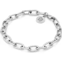 Guido Maria Kretschmer Armband 88324587 Edelstahl - Elegantes Edelstahl-Armband von Guido Maria Kretschmer in silber. Perfekt für jeden Anlass und ein stilvolles Accessoire, das deinem Look das gewisse Etwas verleiht.
