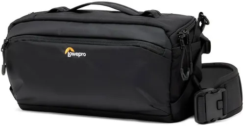 Lowepro ProTactic Lite SLX 120 AW III - Kameratasche für Vollformat-Mirrorless-Kameras, bietet maximalen Schutz mit MaxFitTM-Teiler und All Weather CoverTM. Aus 85% recyceltem Material, vielseitig tragbar als Schulter- oder Gürteltasche.